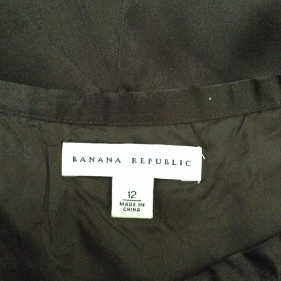 Black Silk Ruffled Hem Skirt - Picture 6 of 6